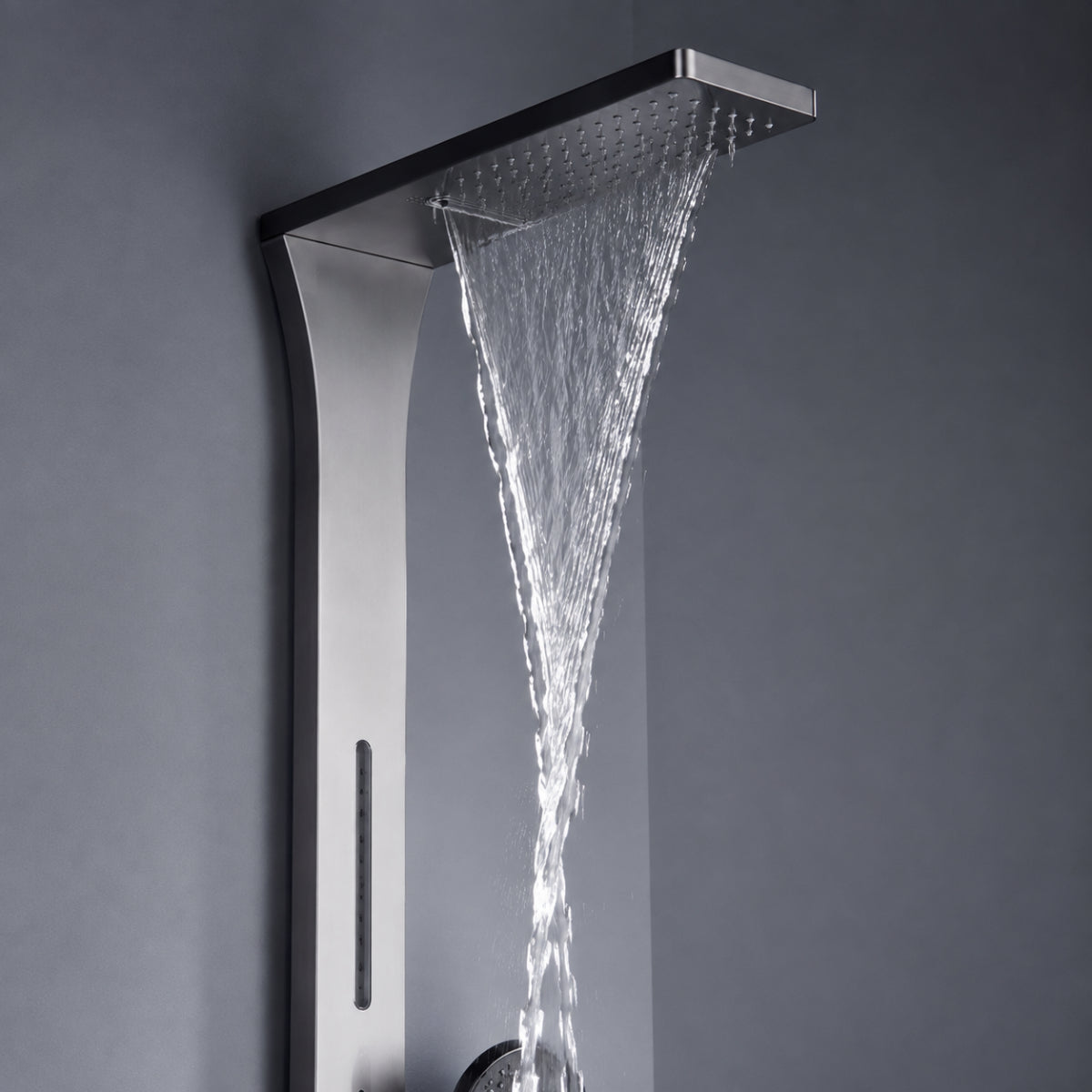 Tête de la colonne de douche SOLVAN en mode cascade