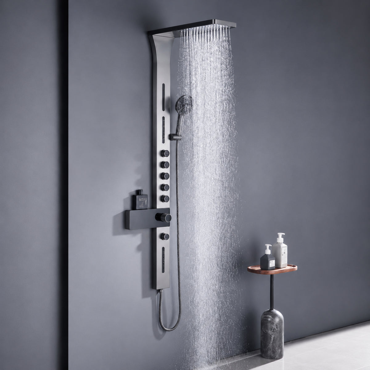 Tête de la colonne de douche SOLVAN en mode pluie